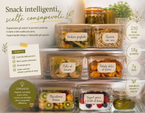 Frigorifero organizzato con contenitori di avanzi etichettati per snack